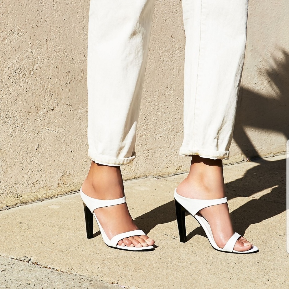 Anthropologie Finders keepers "All We Know Mule"